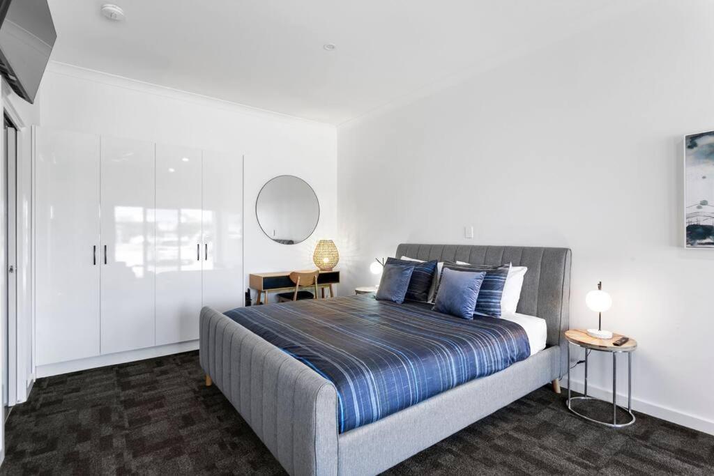 Port Lincoln Shark Apartment 6 Экстерьер фото